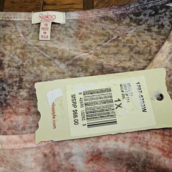 NWT Reba Top - Picture 3 of 3